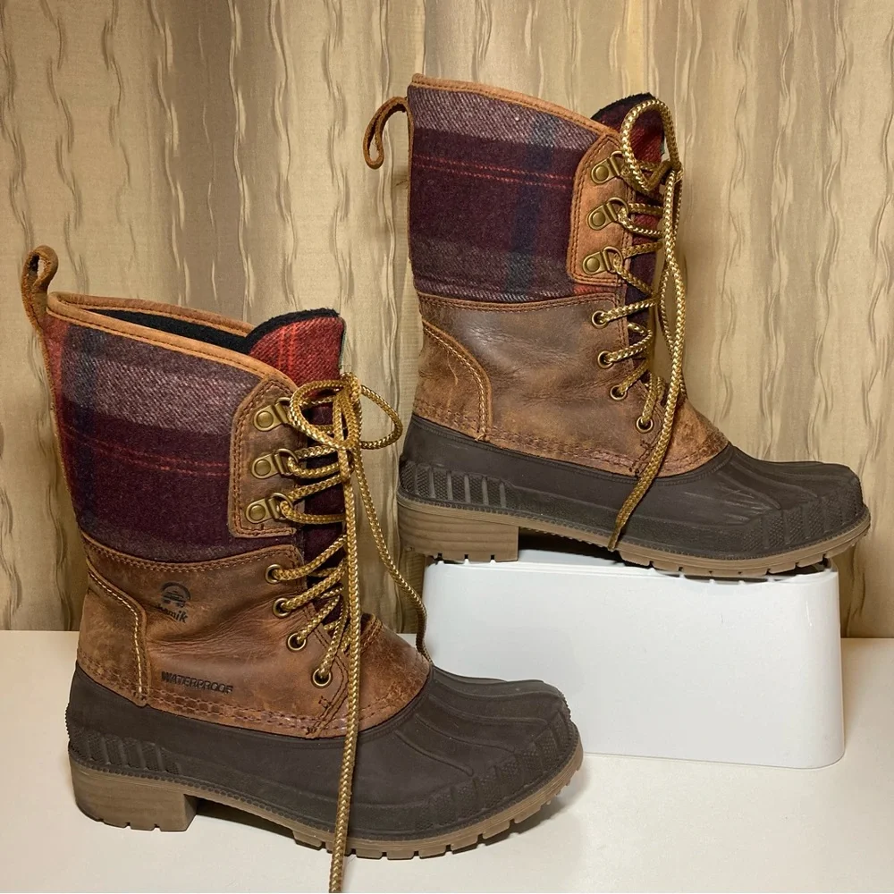 Kamik Sienna 2 Woman's 6 Mid Waterproof Red Plaid Brown Lace Up Thinsulate 200g